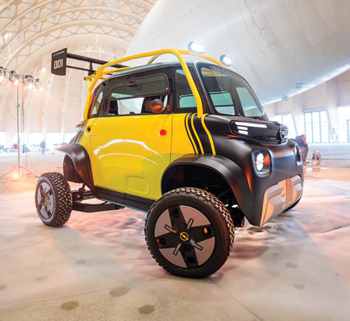 Ergebnis eines Design-Wettbewerbs ist dieser OPEL Rocks e-XTREME. Das vollelektrische Einzelst ck verf gt ber 12 kw Leistung mit 25 kw Peak und eine Reichweite von 140 km. Auf der Essen Motor Show 2023 wird das Spa mobil am Stand von H&R Spezialfedern zu sehen sein. Dieses und weitere Fahrzeuge erwarten die Fans vom 2. bis 10. Dezember 2023 (Preview Day: 1. Dezember) auf der Essen Motor Show in der Messe Essen. Rund 500 Aussteller pr sentieren auf dem Festival f r sportliche Automobile alles rund um Performance & Racing, Lifestyle & Tuning, Motorsport und Classic Cars. Eine regul re Tageskarte kostet 20 Euro und gibt es im Online-Ticketshop unter www.essen-motorshow.de.  24-10-2023/Essen/Germany Foto: Schuchrat Kurbanov/©MESSE ESSEN GmbH - Zul ssige Nutzung:  Der Nutzer erh lt an dem Bild ein einfaches Nutzungsrecht, ausschlie lich f r eine redaktionelle, journalistische Berichterstattung – in Online- und Printmedien, Film und TV  ber die MESSE ESSEN, eine Veranstaltung der MESSE ESSEN oder eine auf dem Messegel nde der MESSE ESSEN stattfindenden Veranstaltung. Die Nutzung des Bildmaterials ist f r die berichtenden Medien mit Urhebervermerk und Beleg ist honorarfrei gestattet. Der Nutzer verpflichtet sich dazu, die dem Bild zugeordneten Informationen, insbesondere Bildbeschreibung und Fotograf, bei der Nutzung in korrekter Weise zu verwenden und zu ver ffentlichen. Jede andere Nutzung bedarf der Zustimmung durch die Messe Essen GmbH. Die Messe Essen haftet nicht f r Verletzung von Rechten abgebildeter Personen und/oder Objekten. Es werden durch die Messe Essen keine Pers nlichkeits-, Eigentums-, Kunst-, Marken- oder  hnliche Rechte einger umt, die Einholung der o.g. Rechte obliegt allein dem Nutzer. Der Verkauf und die Weitergabe der Bilddatei an Dritte sowie das nicht-autorisierte Kopieren oder sonstige Vervielf ltigen dieser Bilddatei auf alle Arten von Datentr gern ist nicht gestattet.  --- Permissible use: The user will be granted free of charge a simple use right to the picture exclusively for editorial, journalistic reporting about MESSE ESSEN, an event of MESSE ESSEN or an event taking place on the fair site of MESSE ESSEN in online and print media, in films and on TV. For the reporting media, the use of the picture material with a copyright notice and a specimen copy will be allowed free of charge. The user undertakes to utilise and publish the information assigned to the picture, particularly caption and photographer, in a correct way when using it. Any other use will require the consent of Messe Essen GmbH. Messe Essen will not be liable for the infringement of rights of depicted people and/or objects. Messe Essen will not grant any personality, ownership, artistic, trademark or similar rights. The user alone will be responsible for obtaining the above rights. It will not be allowed to sell or pass on the picture file to third parties or to copy or otherwise duplicate this picture file on to any types of data carriers without authorisation.