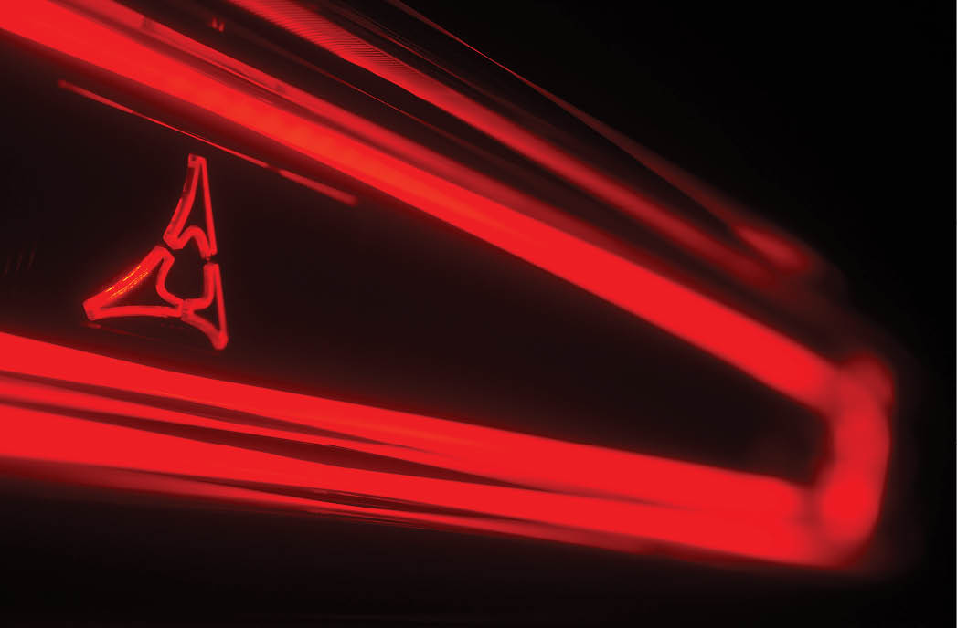 Common for all Dodge Charger models is distinctive white LED cross-car full-width front lighting and red “ring of fire” LED rear taillamps (shown), with front and rear lights centered by a lit Fratzog logo — the new symbol of Dodge brand next-generation vehicles.